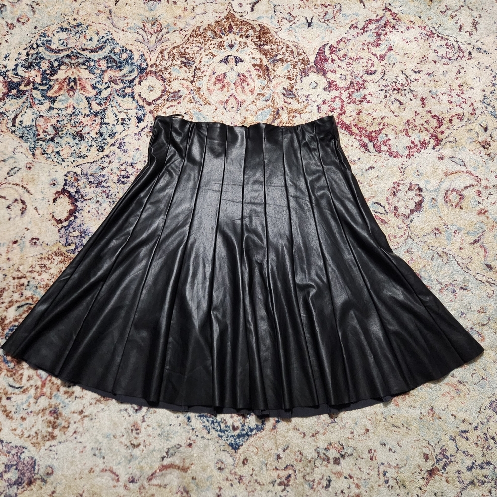 Eloquii Faux Leather Skirt Black Size 24 - Picture 2 of 11